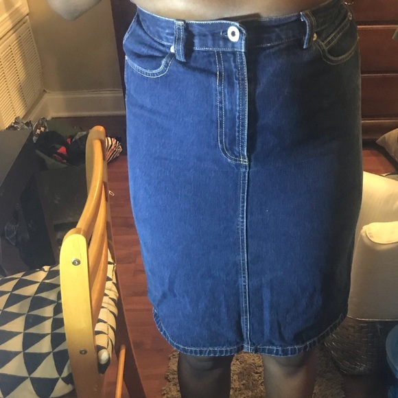 GAP knee length denim pencil skirt - Picture 5 of 6
